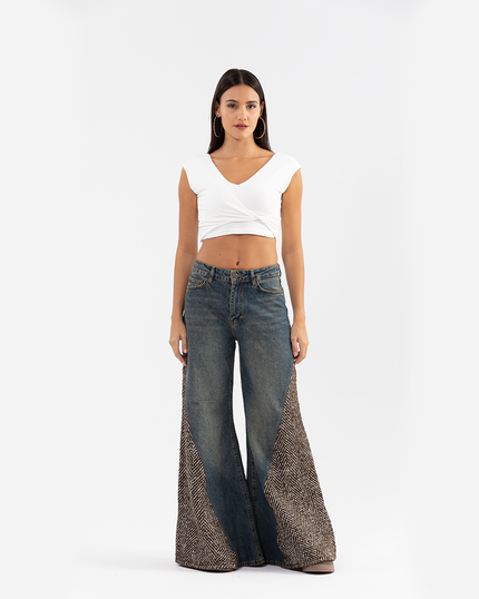Two Tone Wide-Leg Jeans