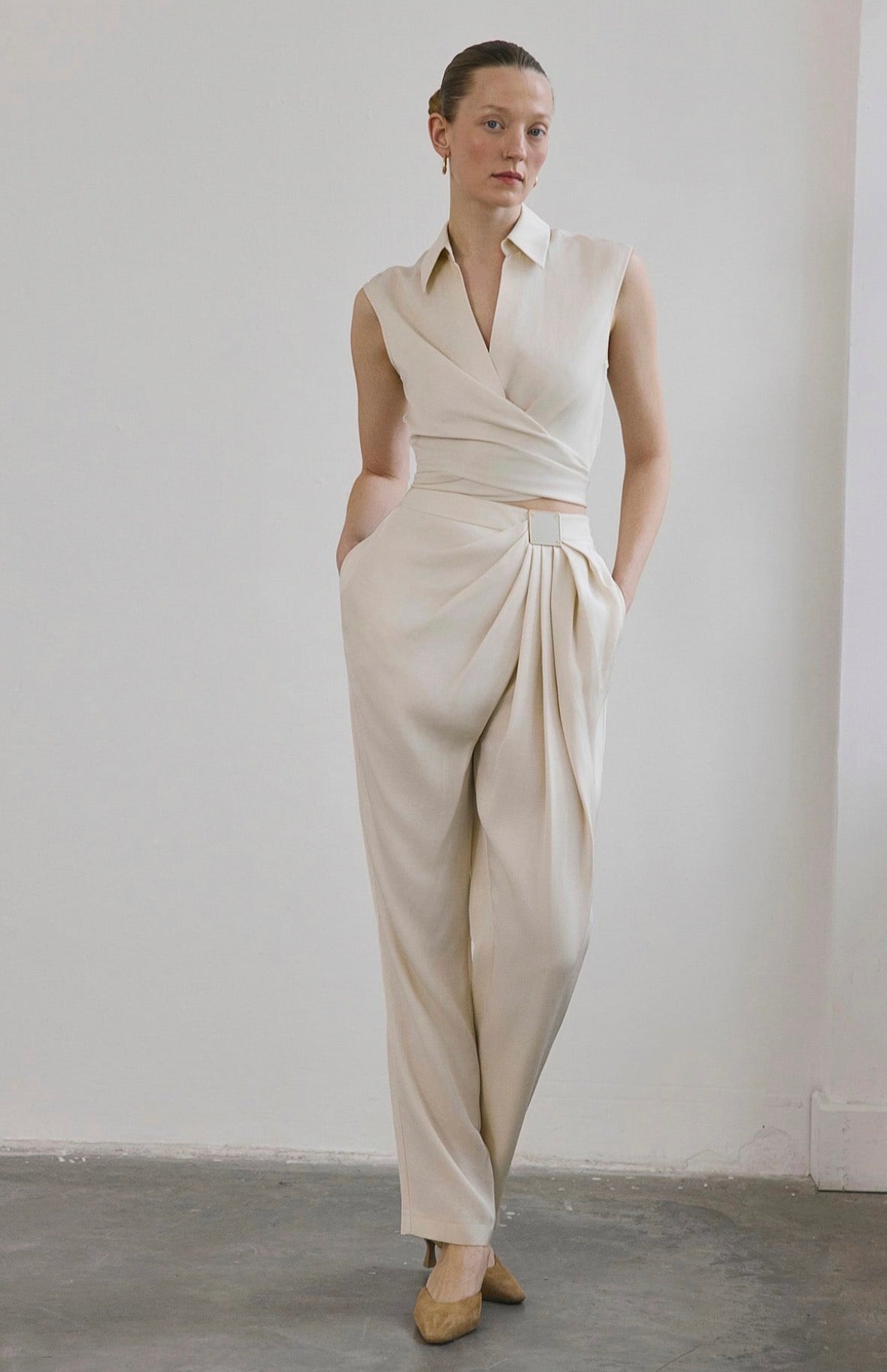 Front Pleated Linen Blend Ecru Trousers