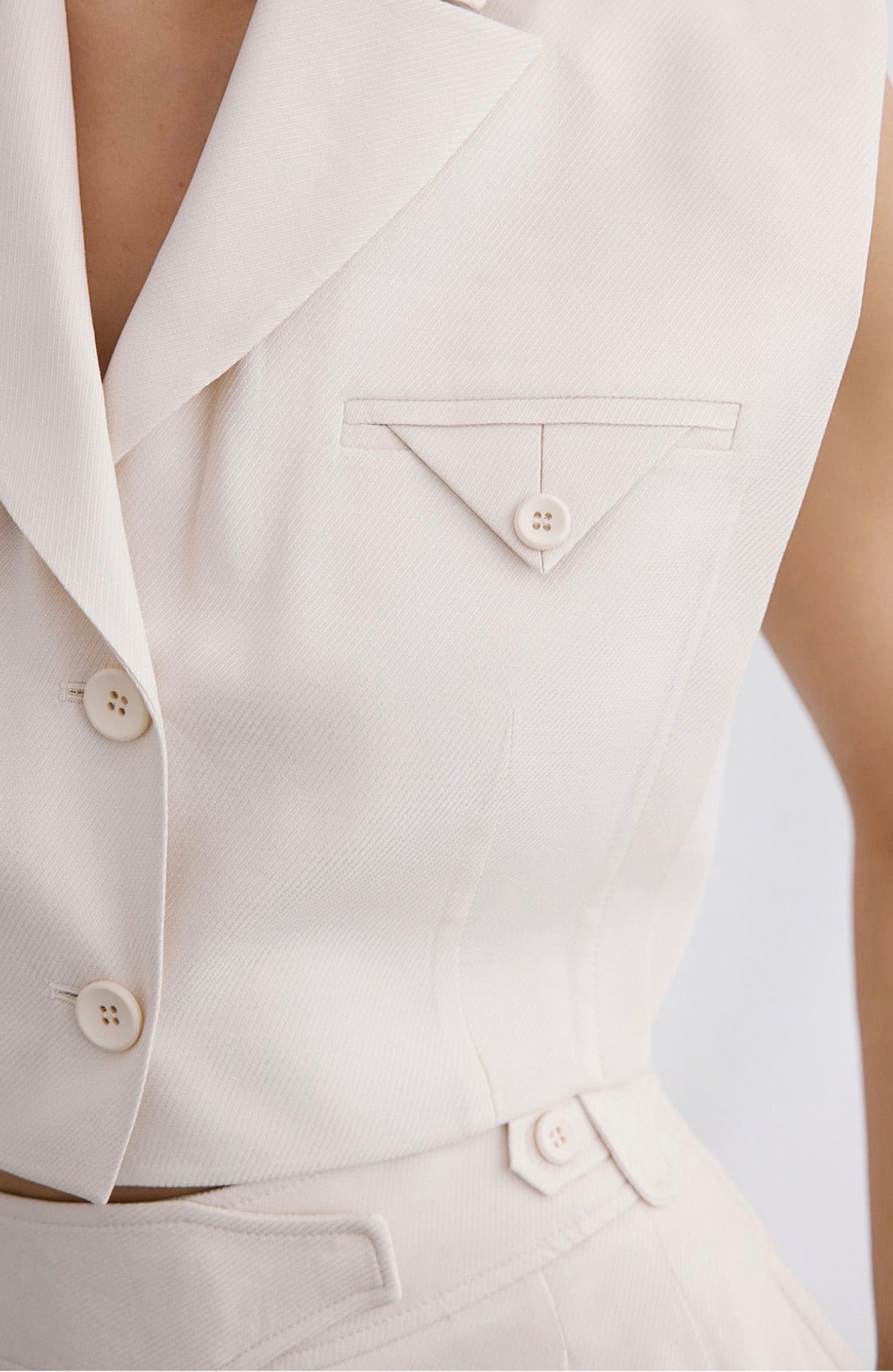 Blazer Collar Padded Crop Ecru Vest