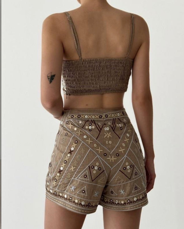Embroidered High-Waist Short