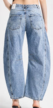 Wide Leg Barrel Balloon Jeans