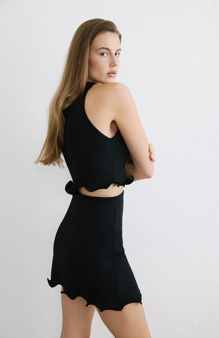 Crew Neck Sleeveless Black Crop Knit Blouse