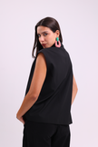 Black Sleevless Blazer