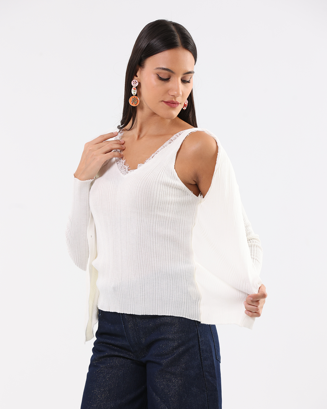 White 2-in-1 Lace Trim Knot Top