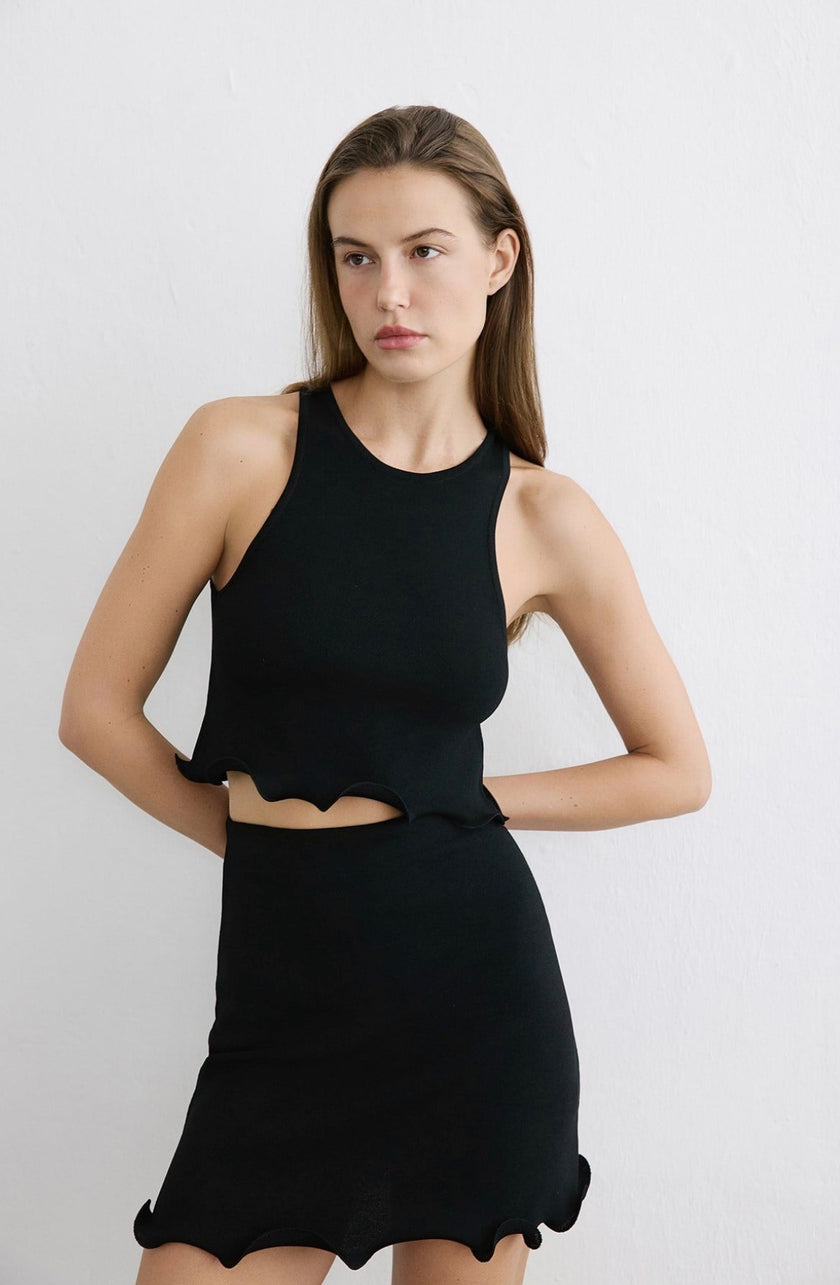 Crew Neck Sleeveless Black Crop Knit Blouse