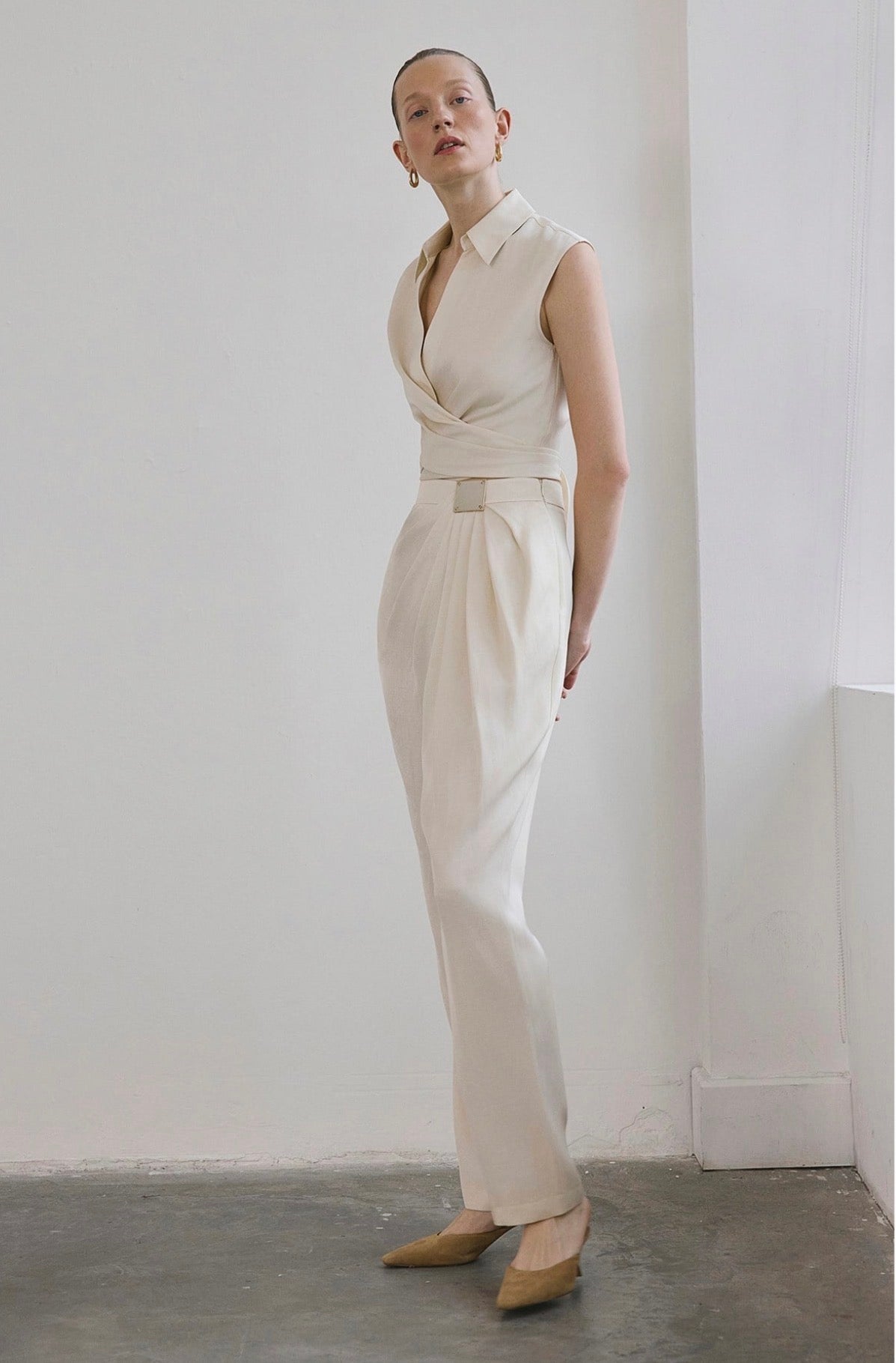 Front Pleated Linen Blend Ecru Trousers