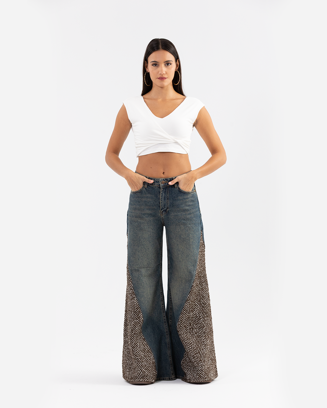 Two Tone Wide-Leg Jeans